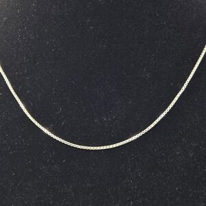Sterling Silver Milor Italy Box Chain Necklace Petite 18 Inch 1mm 4.1g